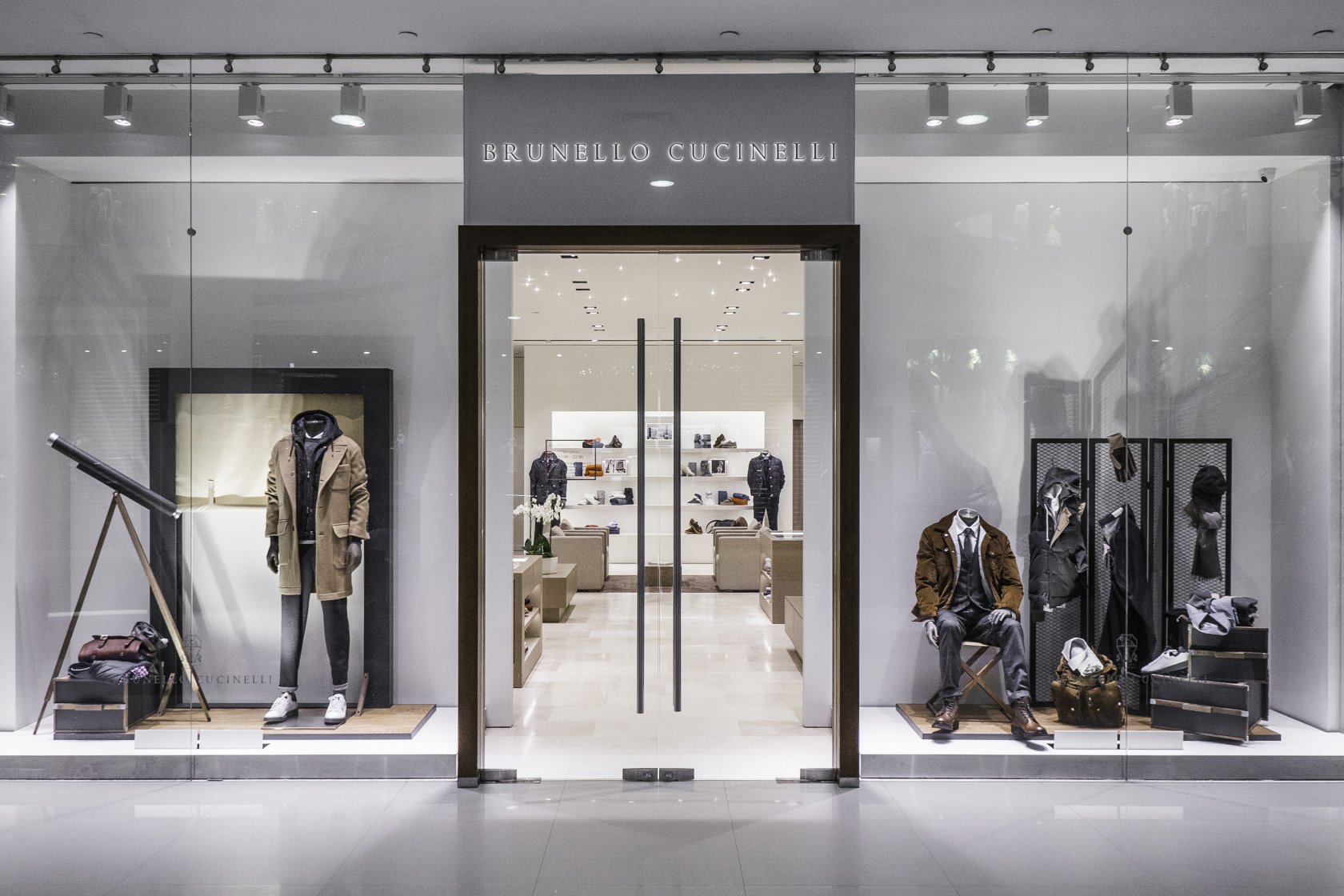 Cucinelli shop sales